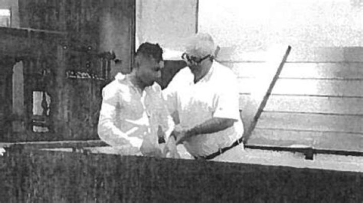 Abdul Ezedi Wife: Is He Married? Parents And Family Details - SarkariResult