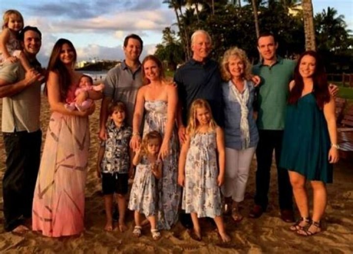 
Abigail Tracy Height, Weight, Net Worth, Age, Birthday, Wikipedia, Who, Nationality, Biography 