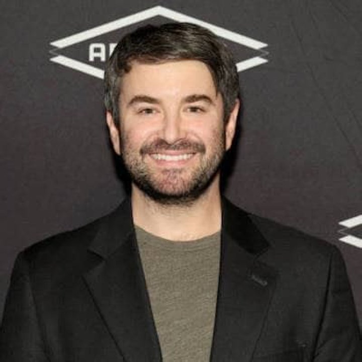 Alex Brightman Net Worth: Details About Home, Income, Awards, Career - SarkariResult