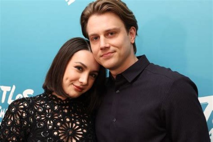Alex Saxon Wife, Age, Wiki, Biography, Height in Feet, Net Worth, Birthday, Girlfriend