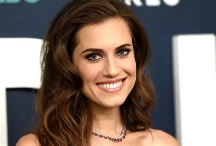 Allison Williams Net Worth: Details About Movie, Career, Age, Car, Income - SarkariResult