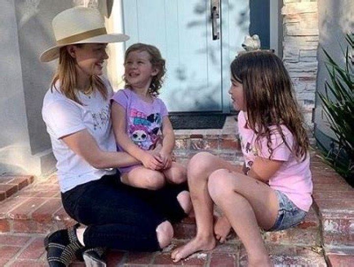 Ambyr Childers's Stature: How Tall is Ambyr Childers? - SarkariResult