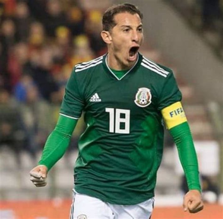 Andrés Guardado Height, Weight, Net Worth, Age, Birthday, Wikipedia, Who, Instagram, Biography