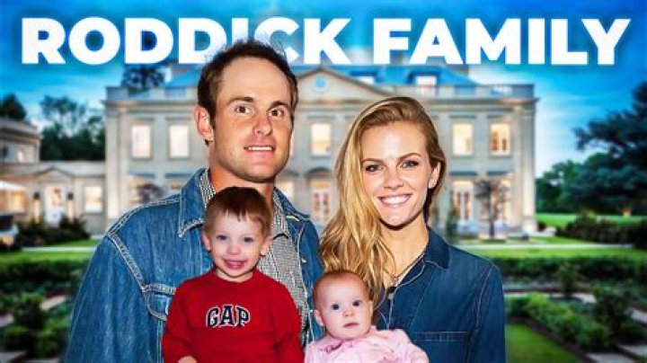 
Andy Roddick And His Adorable Daughter Stevie Gets Much Love From Both Her Celebrity Parents 