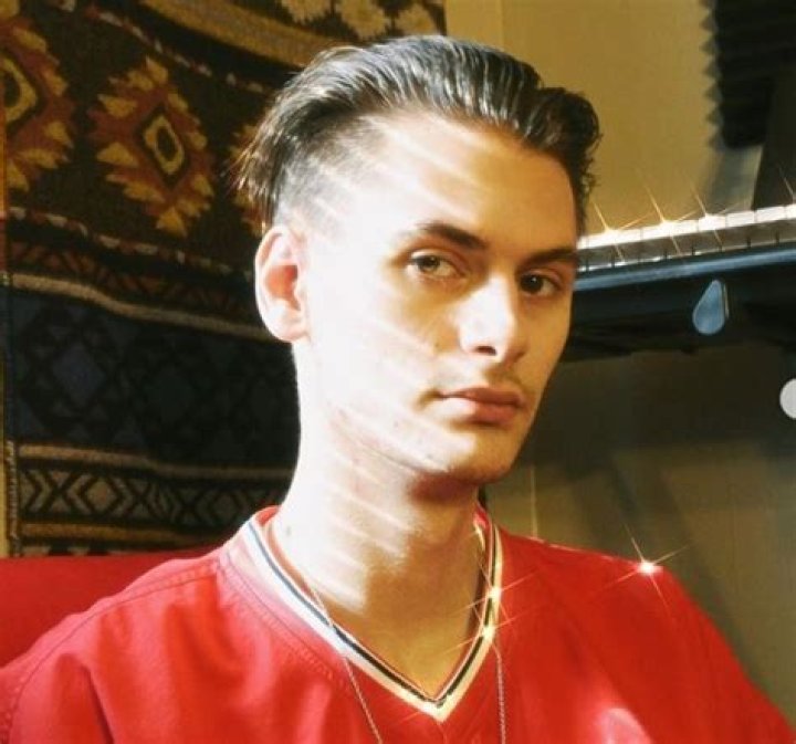 Anton Saunders Net Worth