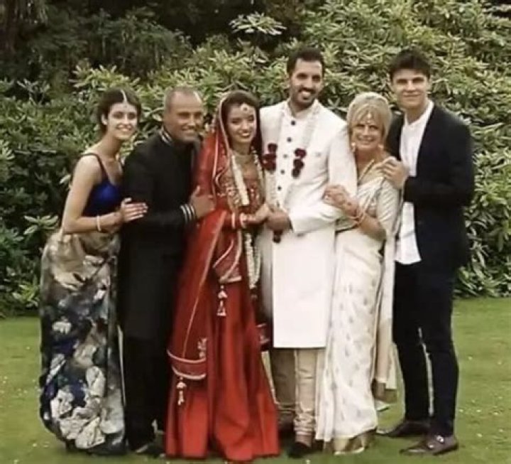 
Anya Chalotra Is The Middle Child Of Her Parents Madan Chalotra And April Chalotra 