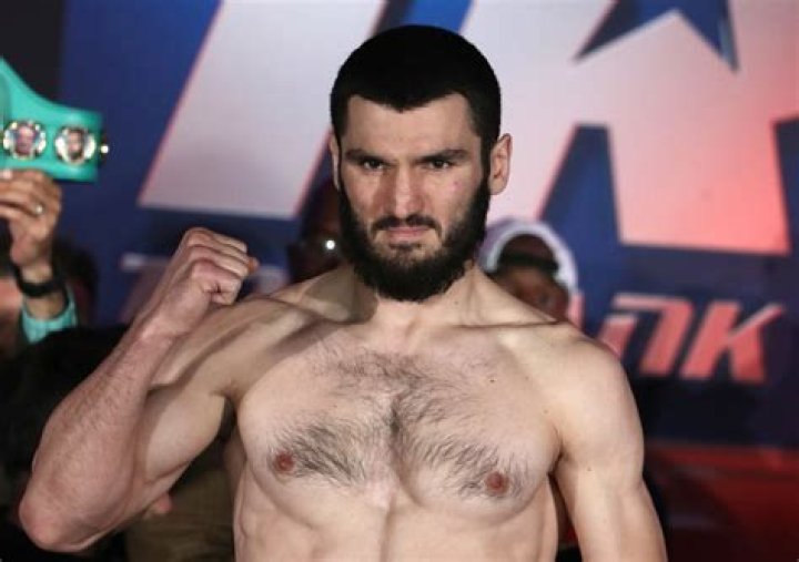 Artur Beterbiev Net Worth: Details About Boxing, Income, Gf, Age, Career - SarkariResult