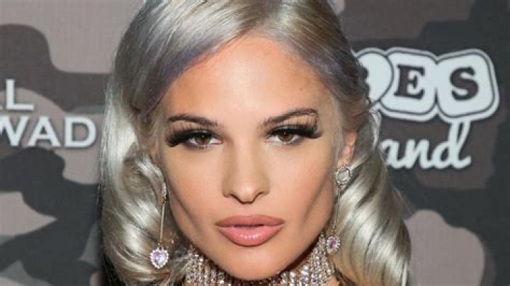 Ava Marie Capra on ‘The Circle’ Season 3 on Netflix: Meet Ava from ‘The Circle’ on Instagram