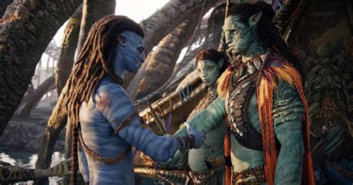 
‘Avatar: The Way of Water’ Is ‘Downright Moving’ and ‘Bigger, Better’ Than First Movie, Critics Rave 