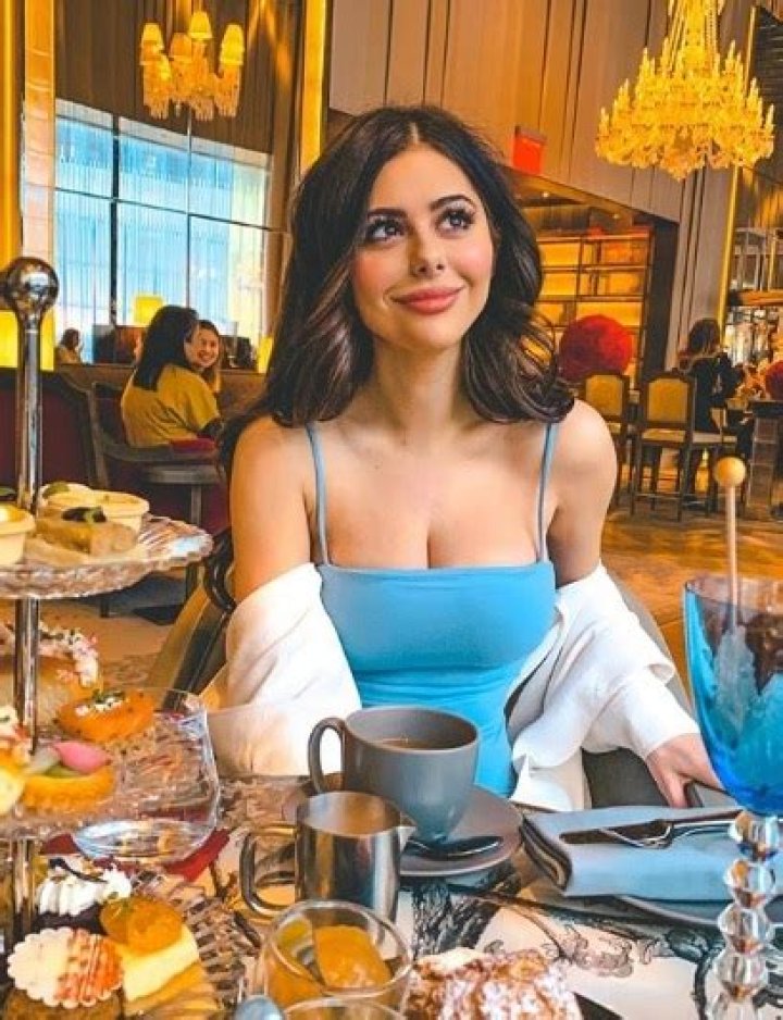 Azzyland bio, wiki, dating, height, net worth, career, YouTube