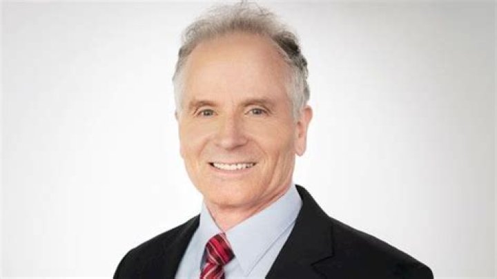 Barry Burbank Bio, Age, Wife, Family, WBZ, Salary, Net Worth