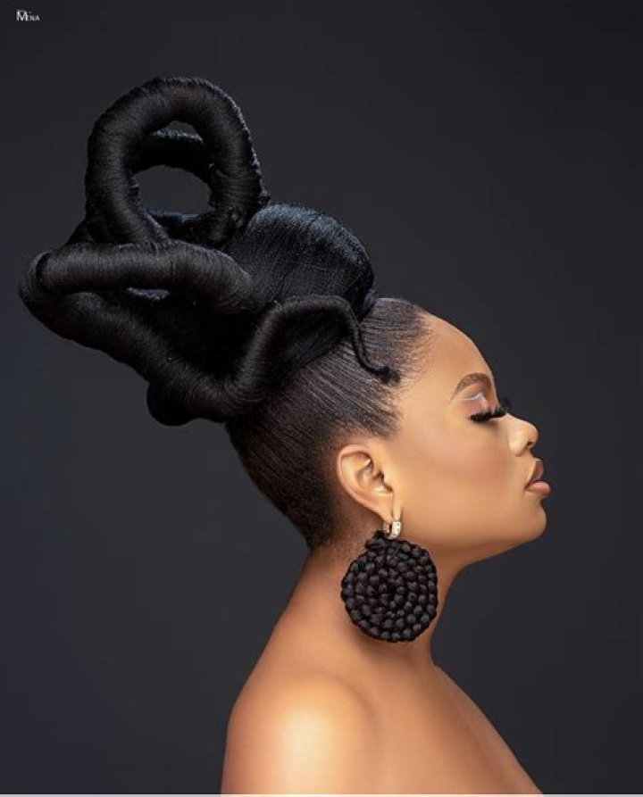 
BBNaija’s Tega Dominic stirs reactions as she flaunts her bare b#tt in raunchy photos 