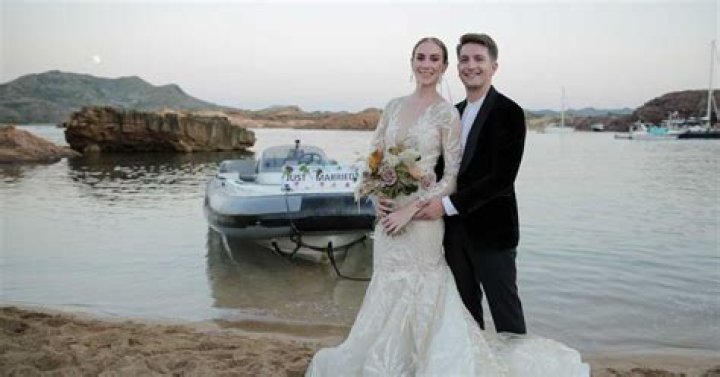 
Below Deck Sailing Yacht Star Allegra Gray And Gabe Szczepanek Are Going To Get Married 
