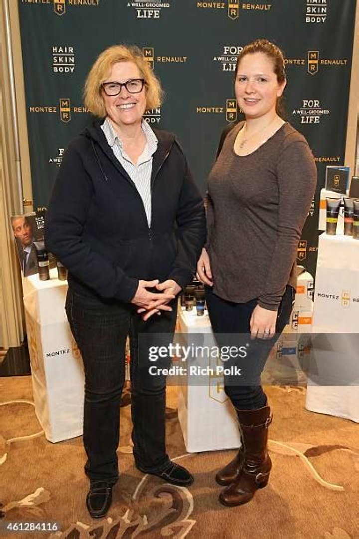 Bernadette Caulfield Net Worth