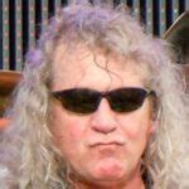 Billy Greer Net Worth