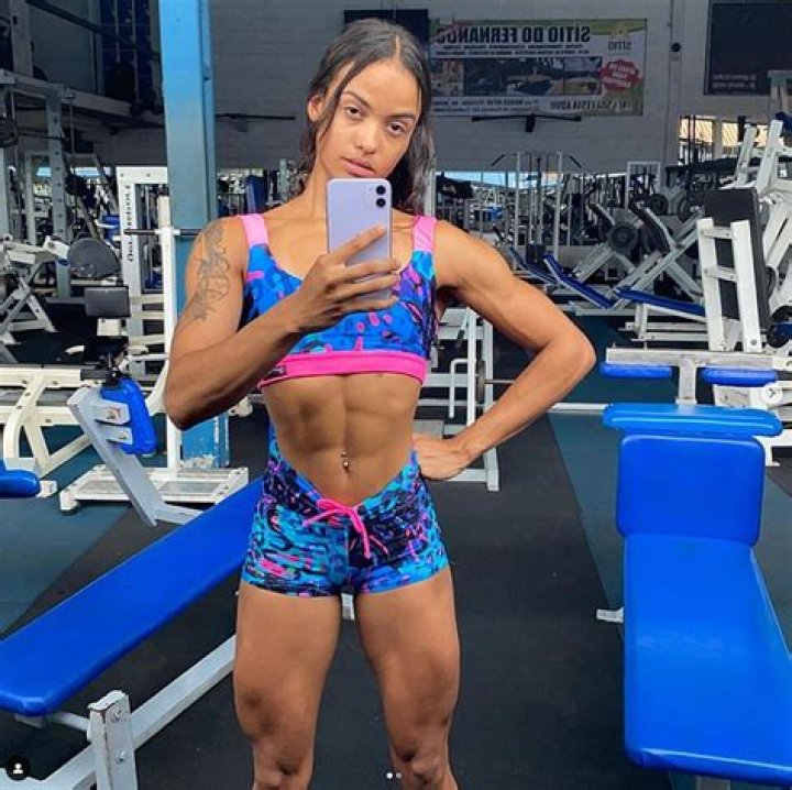 Bodybuilder And Influencer Alana Paiva Dead At 21 In Motorbike Crash - SarkariResult