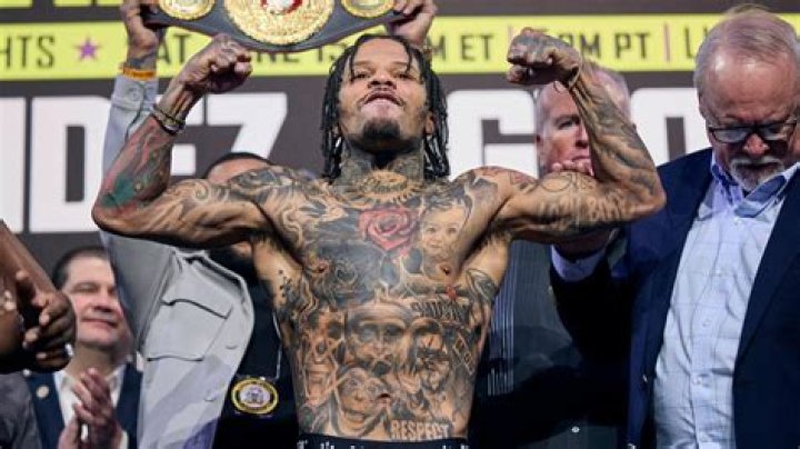 
Bruce Davis Height, Weight, Net Worth, Age, Birthday, Wikipedia, Who, Nationality, Biography 