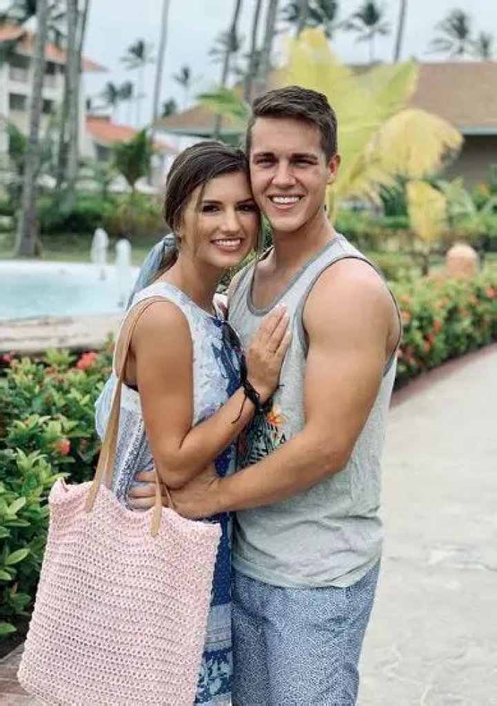 Carlin Bates’ Net Worth (Updated 2022) Earnings, Salary, Wiki