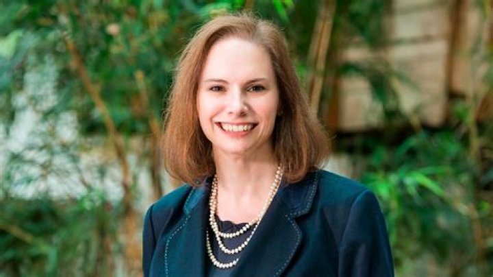 Carol Anne Schnarr - Net Worth 2018, Bio & Wiki