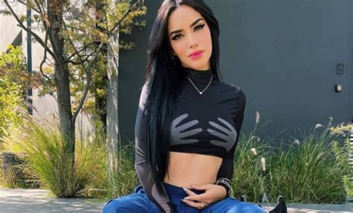 
Cecia Loaiza Height, Weight, Net Worth, Age, Birthday, Wikipedia, Who, Nationality, Biography 