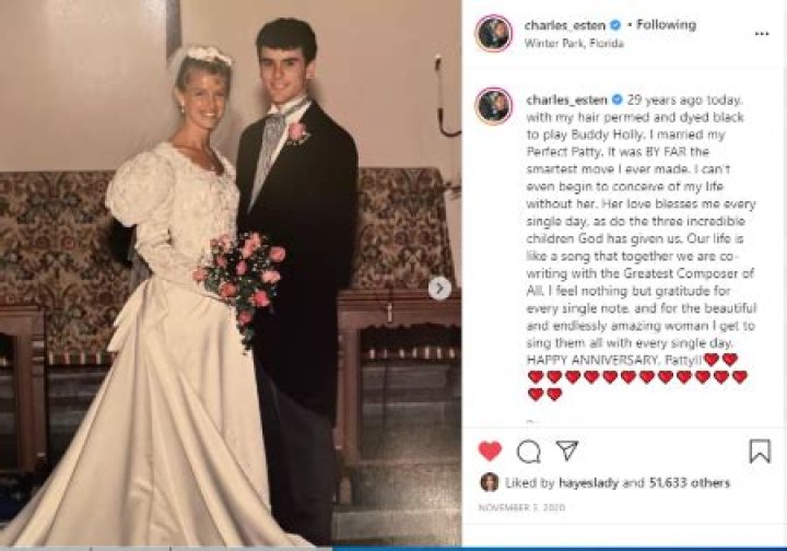 Charles Esten Net Worth