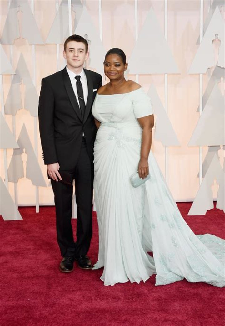 Charlie Rowe Net Worth