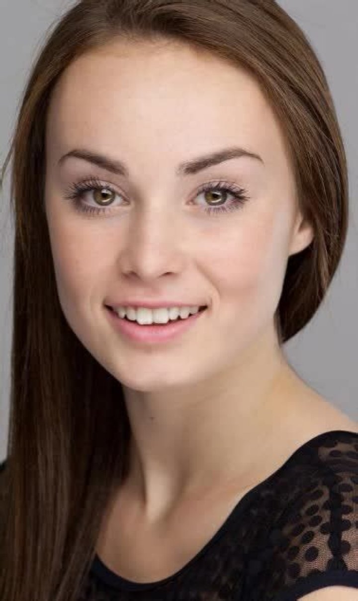 Charlotte Arnould Height, Weight, Net Worth, Age, Birthday, Wikipedia, Who, Nationality, Biography