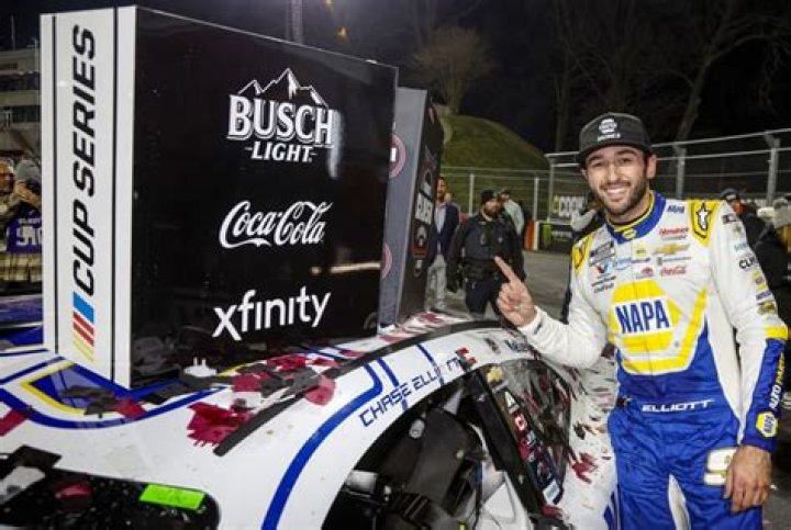 Chase Elliott Net Worth: Details About Earnings, Age, Cars, Wife, Career - SarkariResult