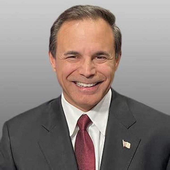 Chris Salcedo Wikipedia, Newsmax, Show, Wife, Biography – Is He Married?