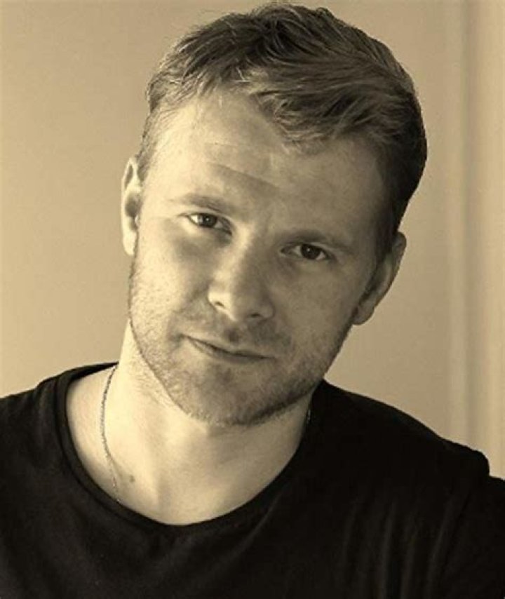 Christopher Hatherall Height, Weight, Net Worth, Age, Birthday, Wikipedia, Who, Nationality, Biography