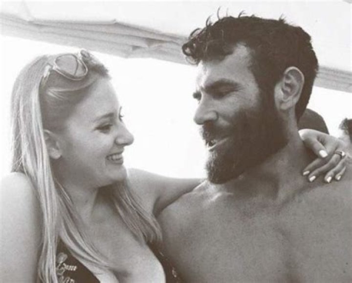 Claire Abbott Dating, Boyfriend, Net Worth, Height, Birthday, Wiki, Bio, Age, Parents