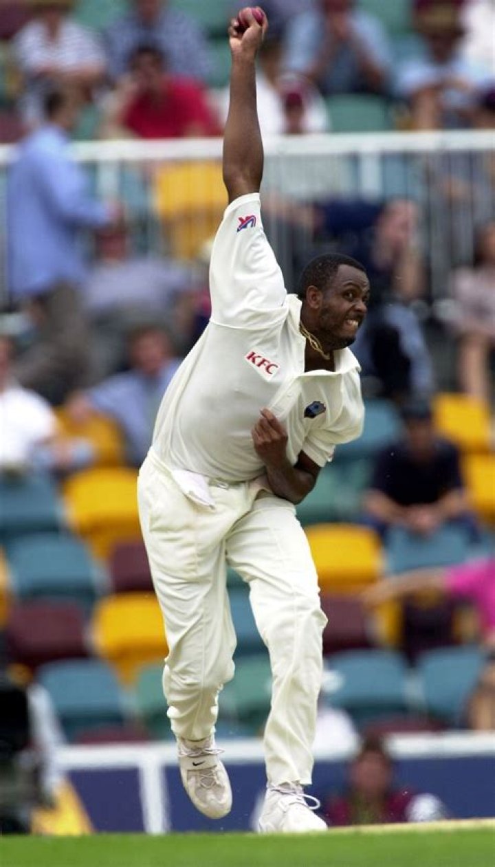 Courtney Walsh