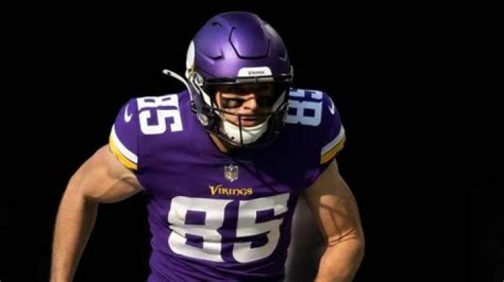 Dan Chisena Contract, Salary, 40 Time, Madden 22 Rating, High School, Age, Parents, College