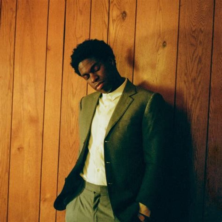 Daniel Caesar’s Net Worth, Age, Height, Weight, Girlfriend, Dating, Bio-Wiki