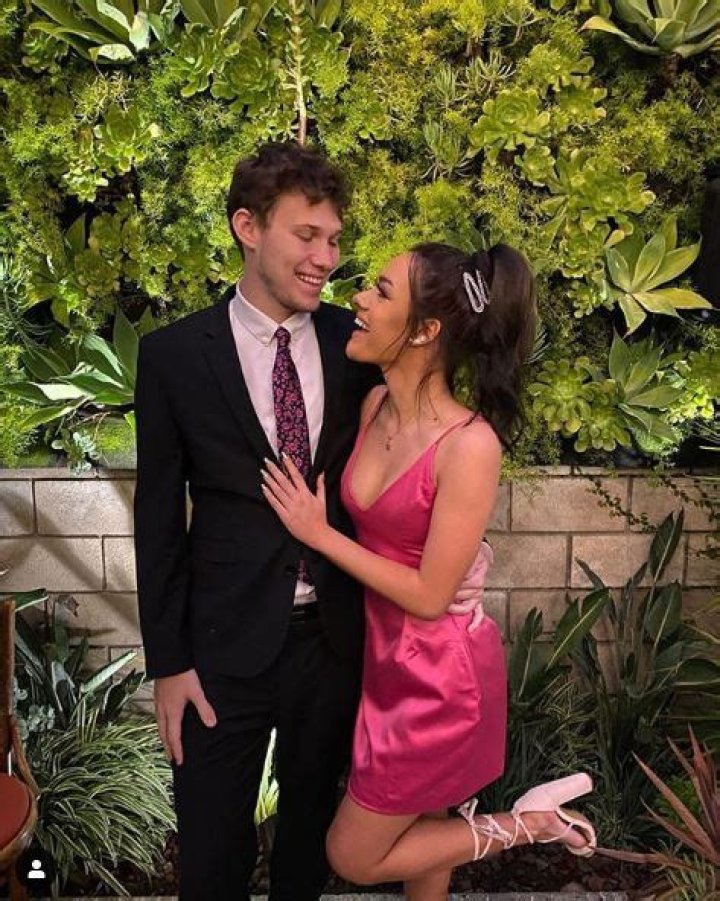 Danry Vasquez Bio, Wiki, Net Worth, Dating, Girlfriend, Assault, Age