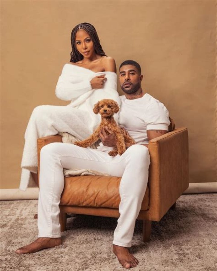 Deena Dill Dating, Boyfriend, Net Worth, Age, Height, Wiki, Bio