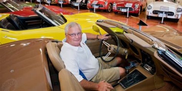 Dennis Albaugh Net Worth