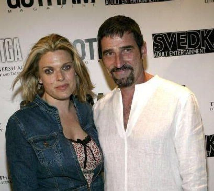 Derek Kelly Net Worth