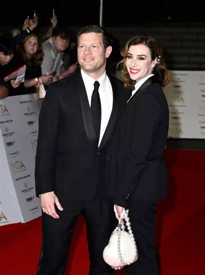 Dermot O’Neill Net Worth