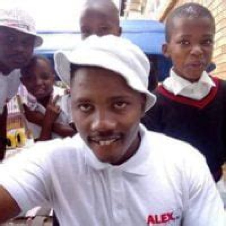 
DJ Josh, Alex FM’s Music Manager, 32, fatally shot during a heist 