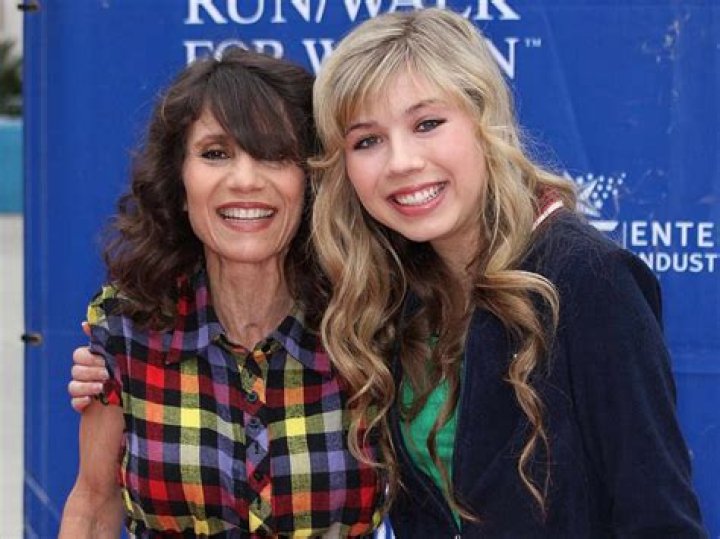 Does Jennette McCurdy Have A Twin Sister In Real Life? Truth To Know About The Actress