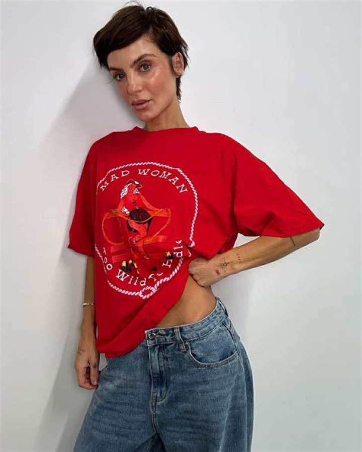 
Domenica Calarco Height, Weight, Net Worth, Age, Birthday, Wikipedia, Who, Nationality, Biography 
