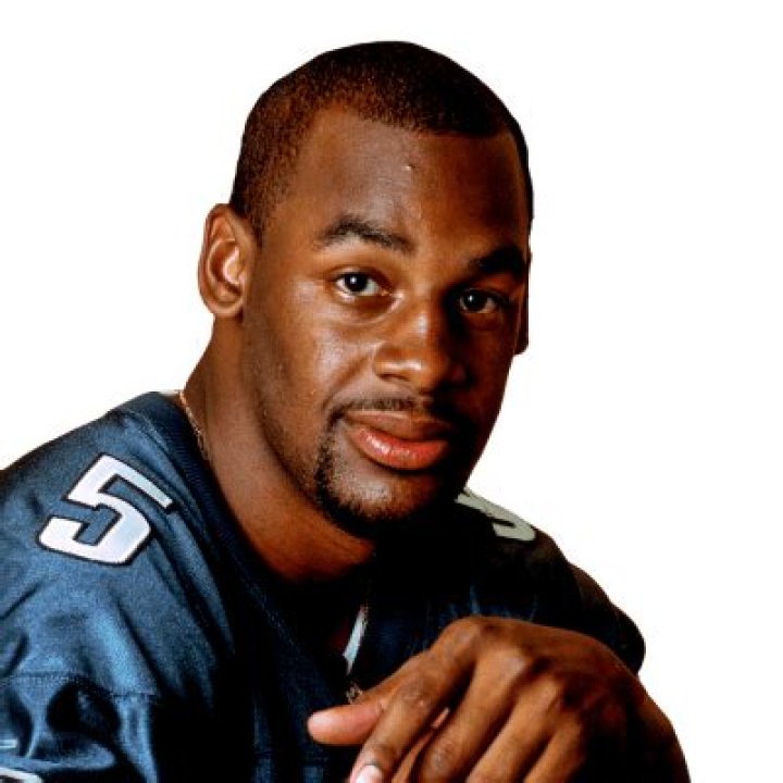 Donovan McNabb Net Worth: Details About NFL, Income, Age, Assets, Career - SarkariResult