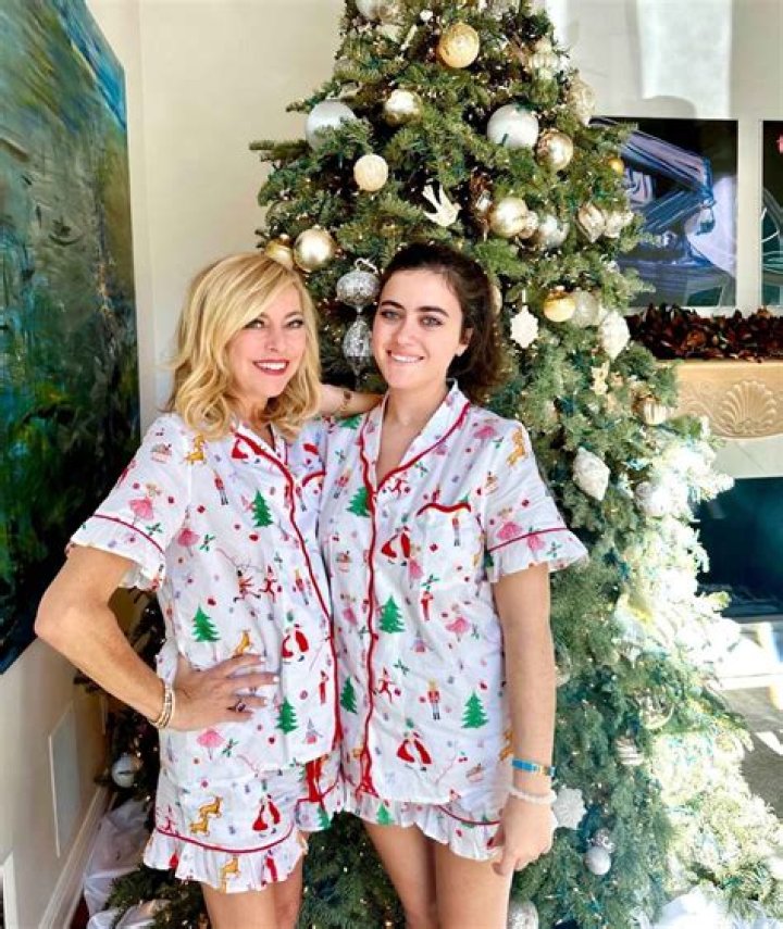 Dorit Kemsley Bio, Age, Sister, Husband, Kids, Net worth, RHOBH, Boob Job