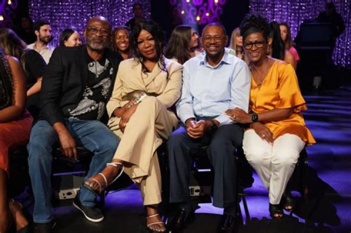 
Dotun Has Blasted ‘Perfect Parents’ 