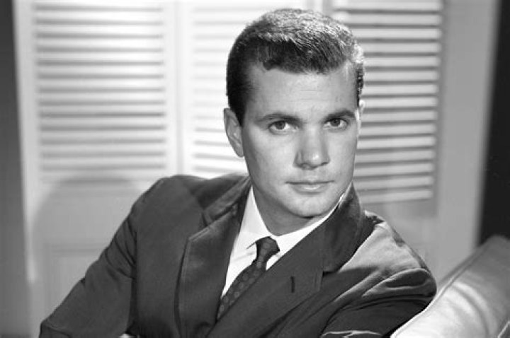 Dwayne Hickman Net Worth