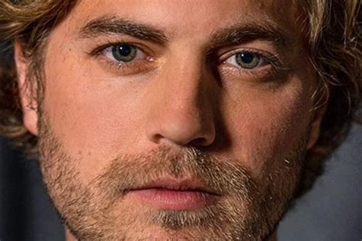 Edward Ruttle Net Worth