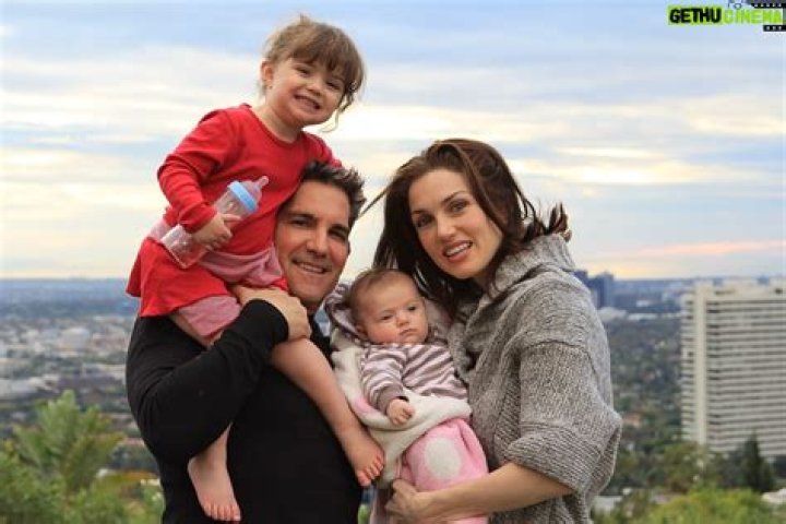 Elena Lyons Bio, Wiki, Age, Family, Husband, Movies, TV Shows and Net Worth