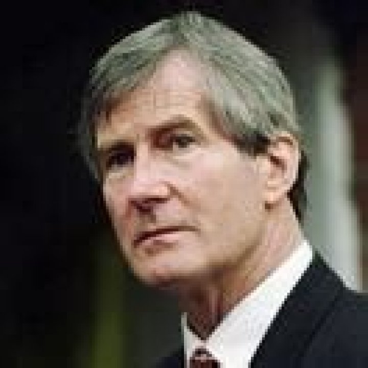 Elwood Edwards Net Worth