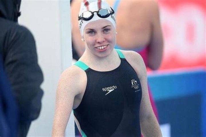 
Emily Beecroft Height, Weight, Net Worth, Age, Birthday, Wikipedia, Who, Nationality, Biography 